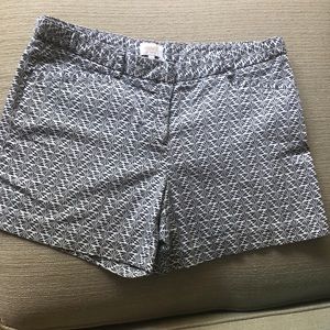 Black/White Print shorts.